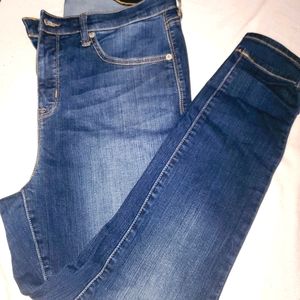 Torrid sky high skinny jean